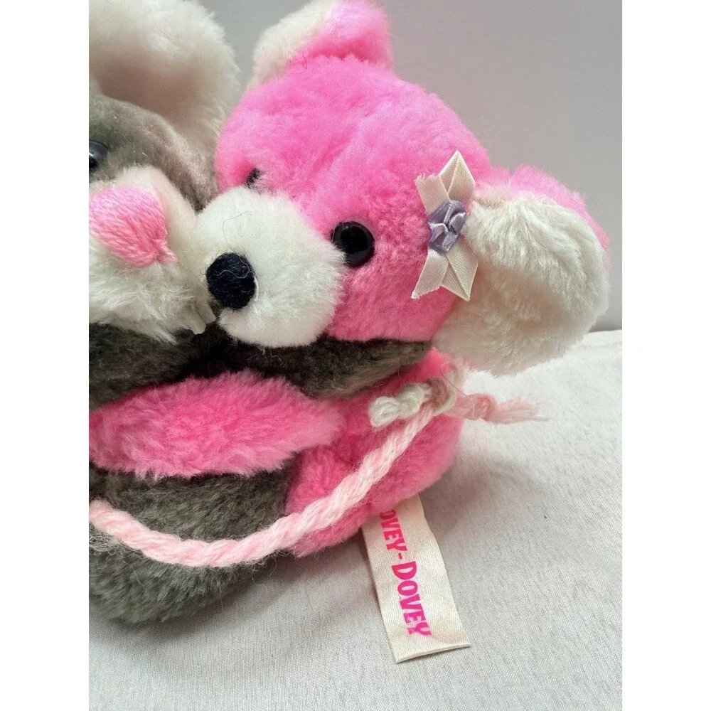 1977 Vintage Russ Berrie Co Lovey-Dovey Mice Pair Of Plush Stuffed Animals 6.5